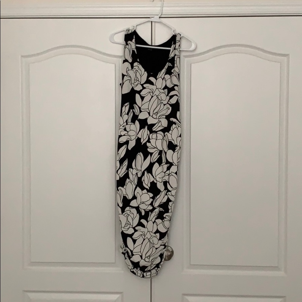 A Pea in the Pod Maternity dress
